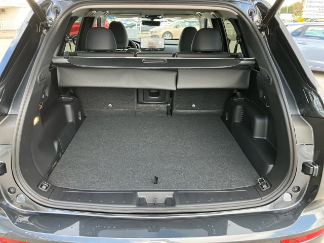 Bild 9: Mitsubishi Outlander PHEV 2,4 4WD Diamond 2-tone Leder