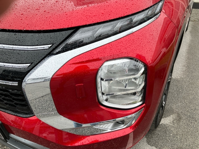 Bild 11: Mitsubishi Outlander PHEV 2,4 4WD Diamond 2-tone Leder