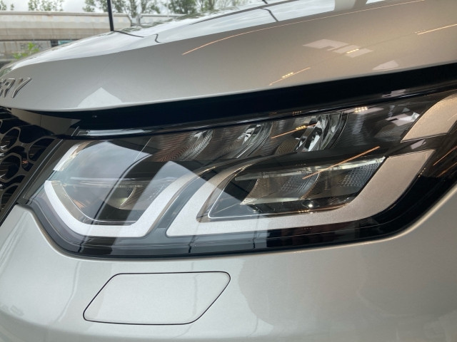 Bild 2: Land Rover Discovery Sport P270e S