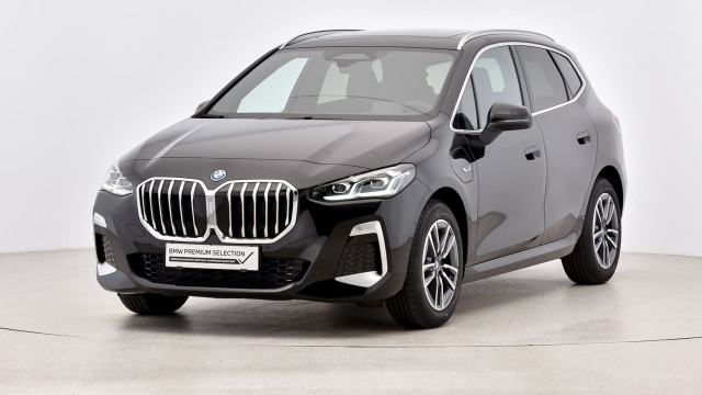 Bild 0: BMW 230e xDrive Active Tourer U06 XB2