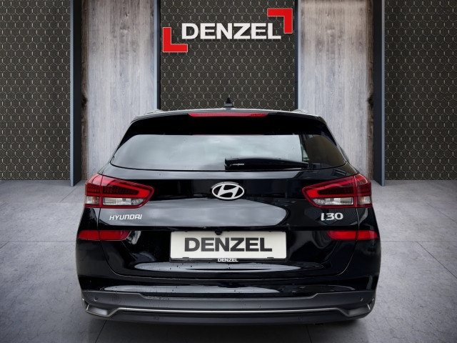 Bild 10: Hyundai i30 Kombi - PD Business Line 1.5 TGDI DCT