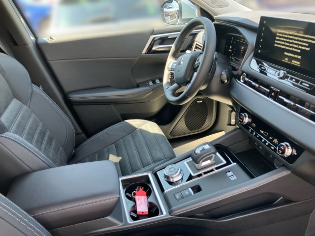 Bild 5: Mitsubishi Outlander PHEV 2,4 4WD Invite 220V AT 25