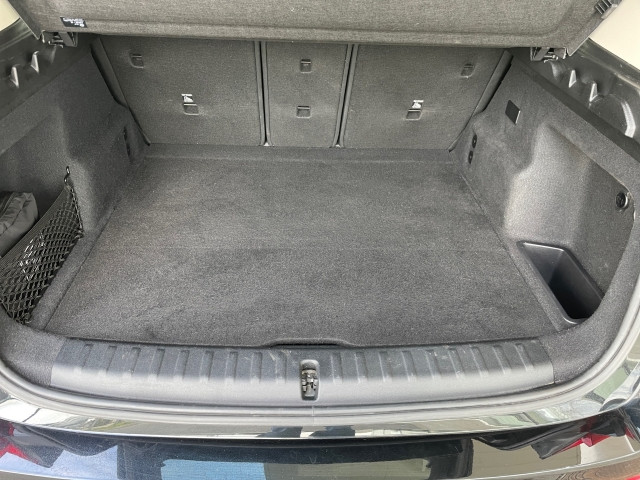 Bild 9: BMW iX1 xDrive30 U11