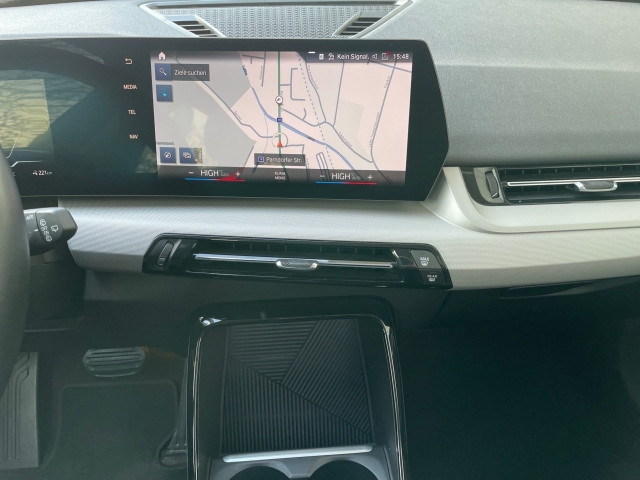 Bild 7: BMW iX1 xDrive30 U11