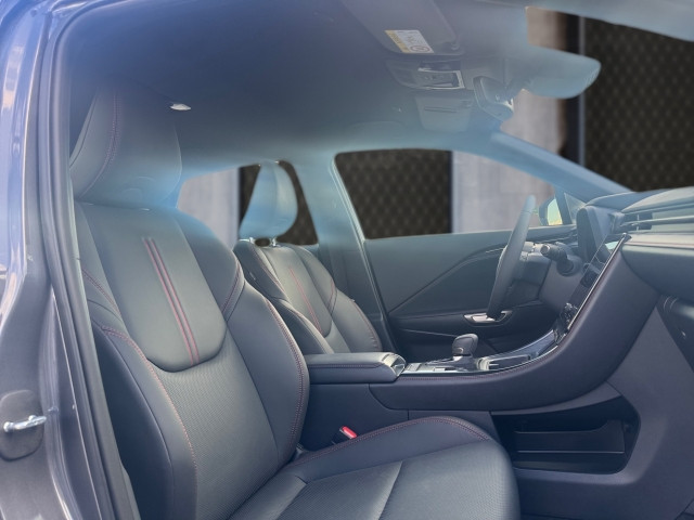 Bild 5: Lexus LBX Elegant Black 136PS 2WD + Technologiepaket