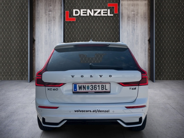 Bild 4: VOLVO PKW XC60 Black Edition T6 AWD Plug-in Hybrid Elektrisch/Benzin U