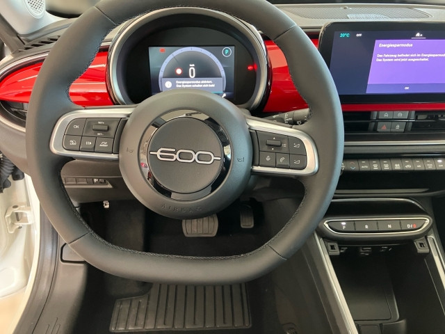 Bild 6: Fiat 600e Red