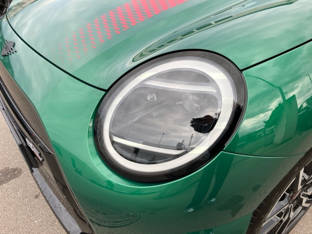 Bild 3: Mini Cooper E J01 HC0