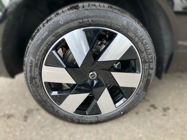 Bild 4: VOLVO PKW XC60 Ultra, T6 Plug-in Hybrid, Elektrisch/Benzin, Dark