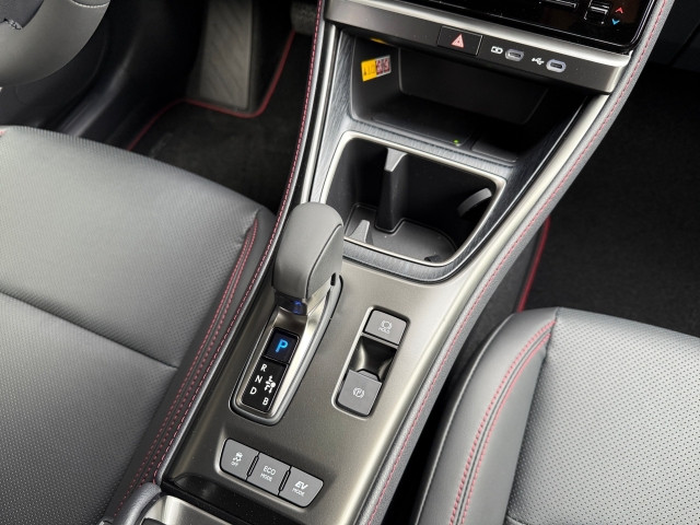 Bild 13: Lexus LBX 1,5 Hybrid Emotion 136PS