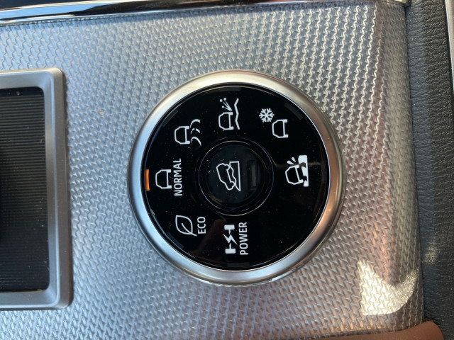 Bild 14: Mitsubishi Outlander PHEV 2,4 4WD Diamond Leder Schwarz AT 25