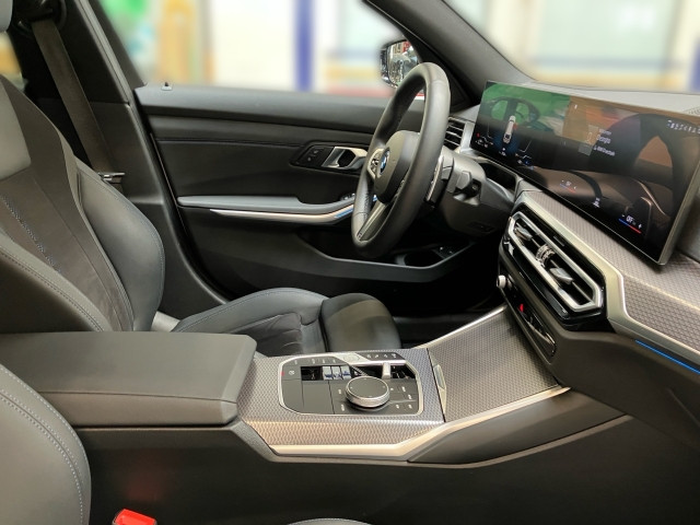 Bild 5: BMW 330e xDrive Touring G21 XB1