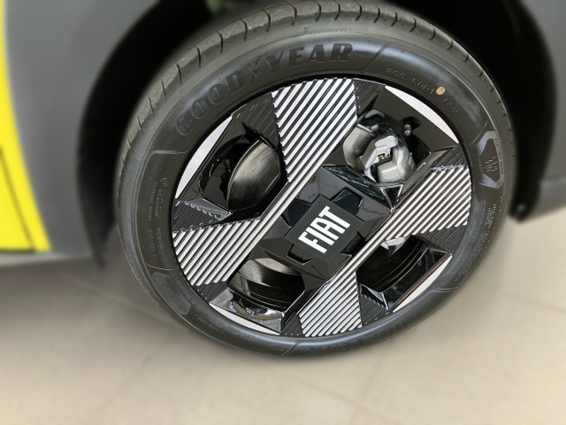 Bild 4: Fiat Grande Panda Elektro La Prima