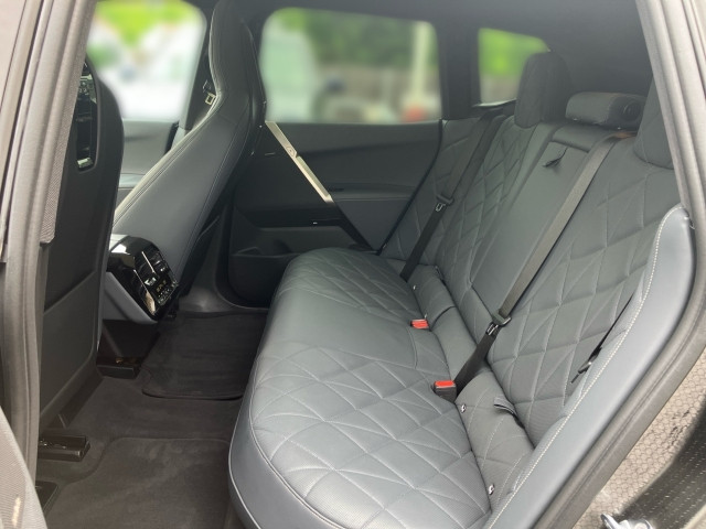 Bild 8: BMW PKW i-Serie iX xDrive50 105kWh