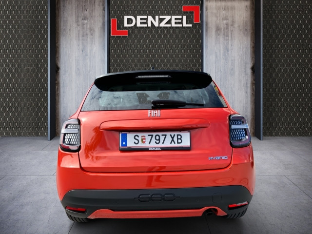 Bild 10: Fiat 600 Hybrid 100