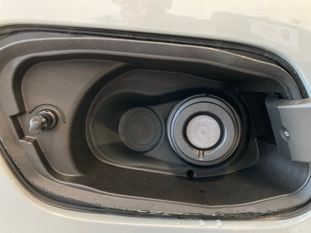 Bild 9: VOLVO PKW XC40 Plus, B3 Mild Hybrid, Benzin, Dark