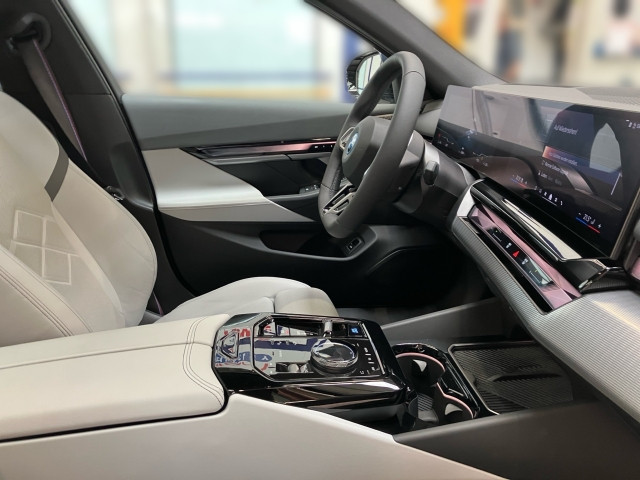 Bild 5: BMW i5 eDrive40 Touring G61