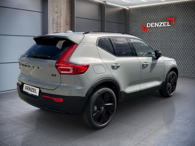 Bild 3: VOLVO PKW XC40 Black Edition Plus, B3 Mild Hybrid, Benzin