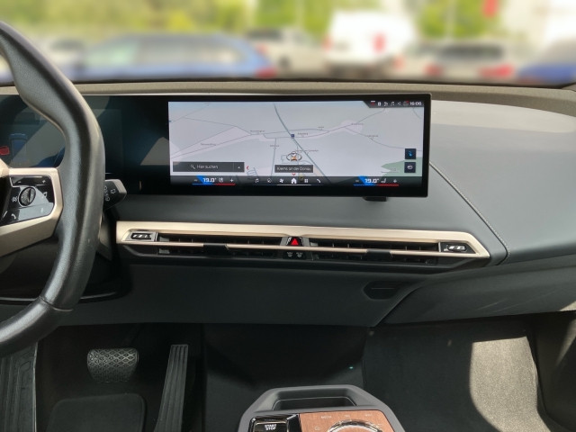 Bild 7: BMW PKW i-Serie iX M60 I20 XE2