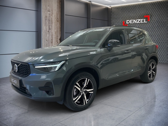 Bild 0: VOLVO PKW XC40 Plus, B3 Mild Hybrid, Benzin, Dark