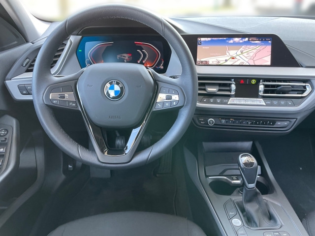 Bild 5: BMW 116d 5-Türer F40 B37