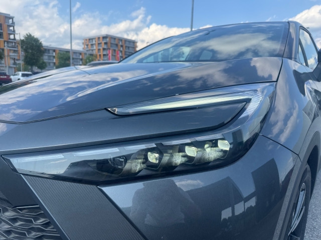 Bild 11: Toyota C-HR 1,8 140PS HEV 140PS 2WD Active Drive + Technologie Pake