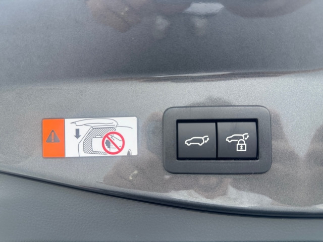 Bild 14: Toyota C-HR 1,8 140PS HEV 140PS 2WD Active Drive + Technologie Pake