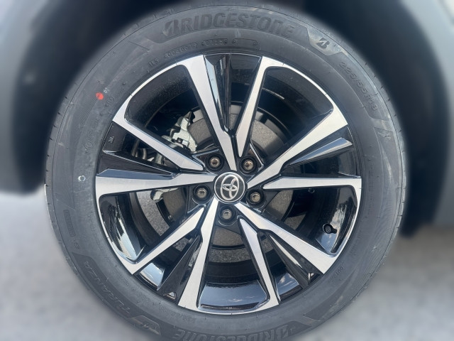 Bild 4: Toyota C-HR 1,8 140PS HEV 140PS 2WD Active Drive + Technologie Pake