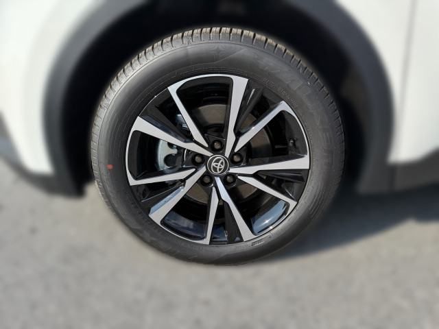 Bild 4: Toyota C-HR 2,0 223PS PHEV 2WD Active Drive