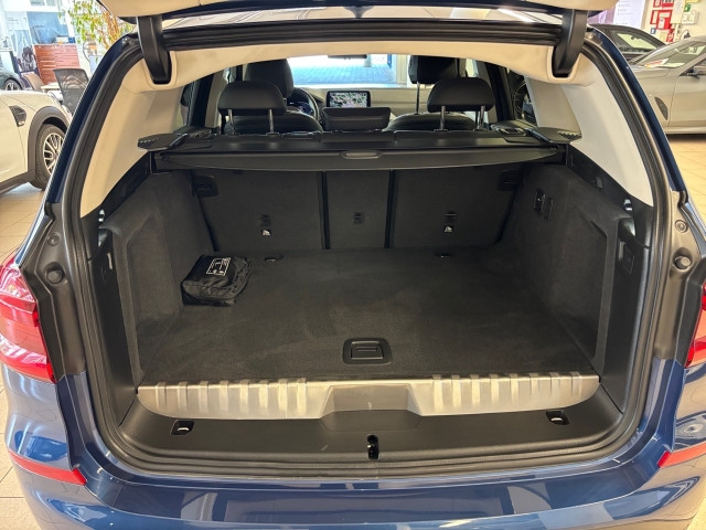 Bild 9: BMW X3 xDrive30e PHEV Au