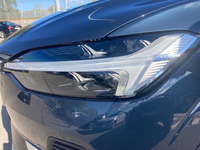 Bild 2: VOLVO PKW XC60 T6 AWD Plug-in Hybrid Ultra Bright