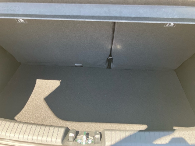 Bild 9: Hyundai i10 GO 1,0 MT