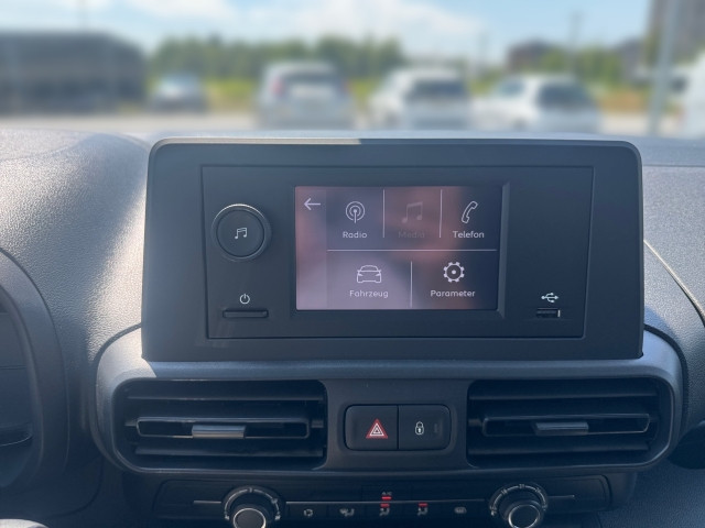 Bild 6: Toyota Praoce City L1 1,5D Duty + Erhöhte Nutzlast