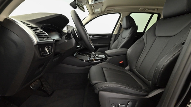Bild 4: BMW X3 xDrive30e G01 XB1