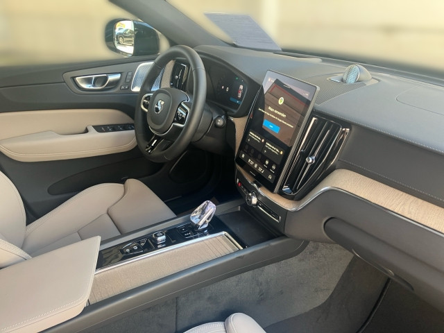 Bild 5: VOLVO PKW XC60 Ultra, T6 AWD Plug-in Hybrid, Elektrisch/Benzin, Dark