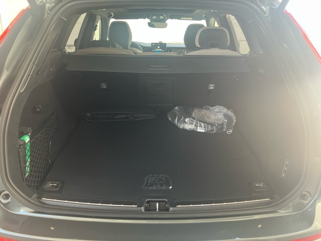 Bild 8: VOLVO PKW XC60 Ultra, T6 AWD Plug-in Hybrid, Elektrisch/Benzin, Dark