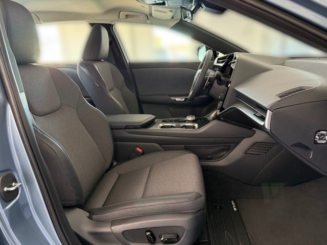 Bild 5: Lexus RZ 300e