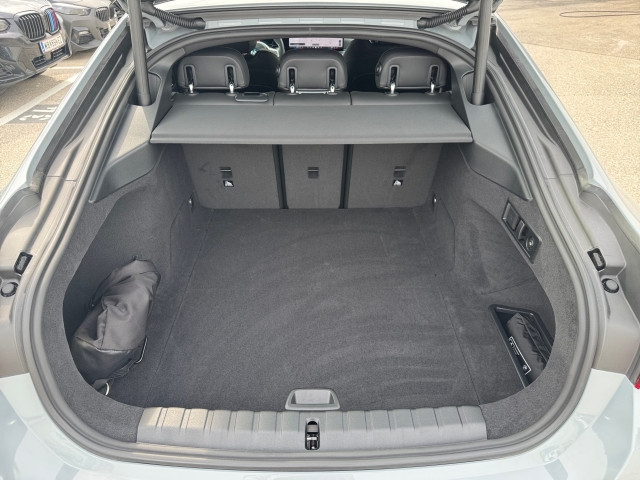 Bild 9: BMW i4 xDrive40 Gran Coupe G26