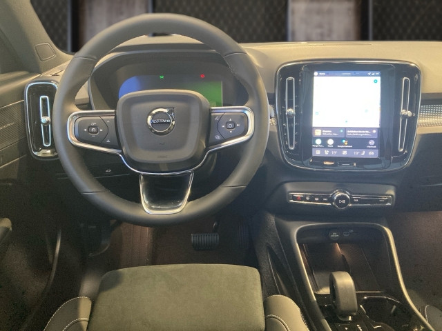 Bild 4: VOLVO PKW EC40 Single Motor Extended Range Plus Dark