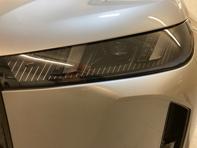 Bild 7: BMW PKW i-Serie iX xDrive45 I20