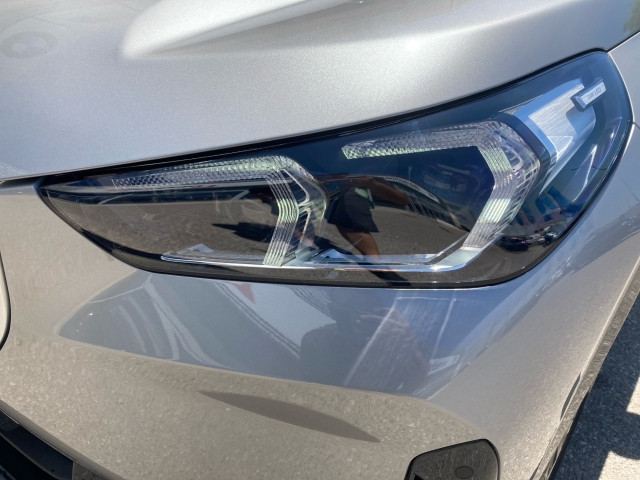 Bild 11: BMW iX1 xDrive30 U11