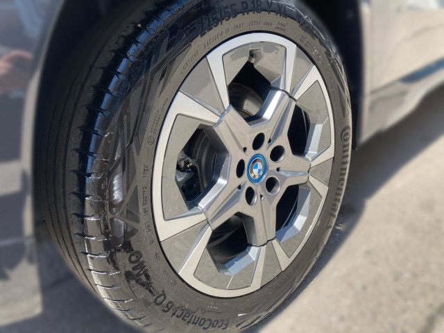 Bild 4: BMW iX1 xDrive30 U11