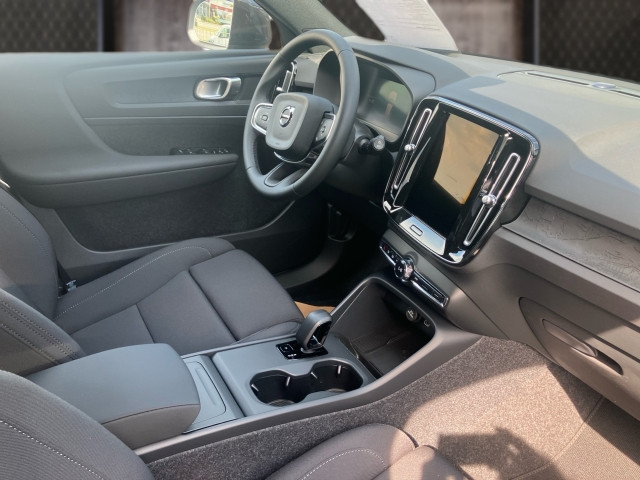 Bild 4: VOLVO PKW EX40 Core, Single Motor Extended Range, Vollelektrisch