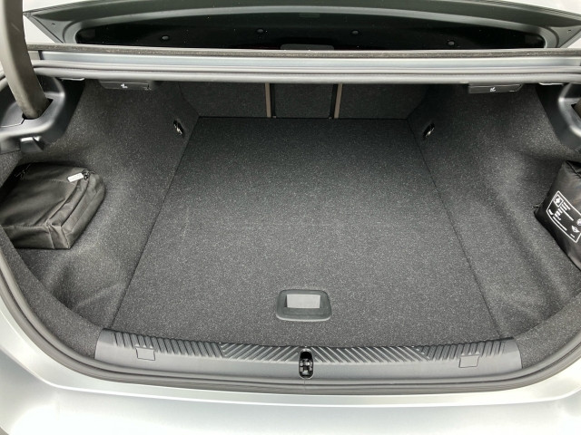 Bild 9: BMW i5 xDrive40 Limousine G60