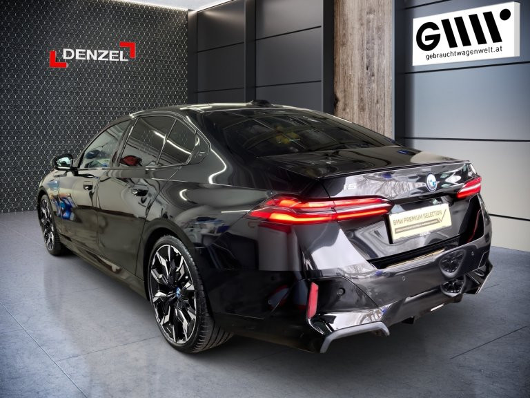 Bild 2: BMW i5 xDrive40 81,2kWh