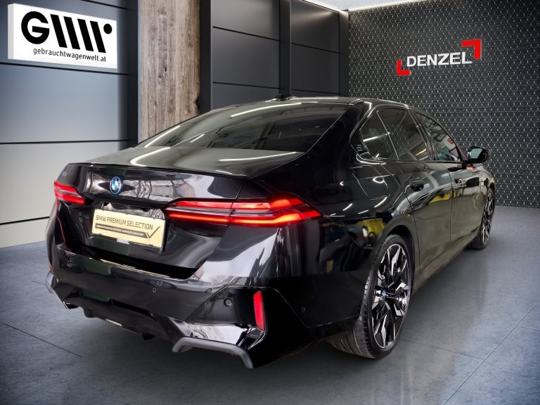 Bild 3: BMW i5 xDrive40 81,2kWh