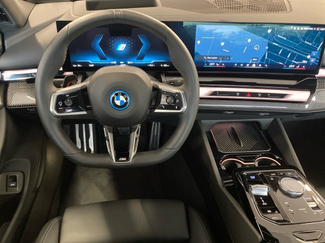 Bild 6: BMW i5 xDrive40 Limousine G60