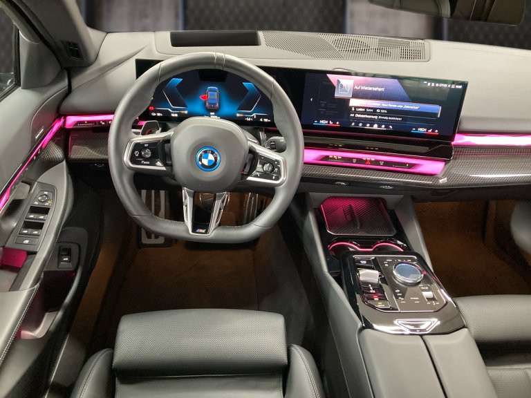 Bild 6: BMW i5 xDrive40 81,2kWh