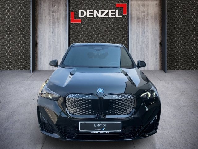 Bild 2: BMW iX1 xDrive30 U11 XE2