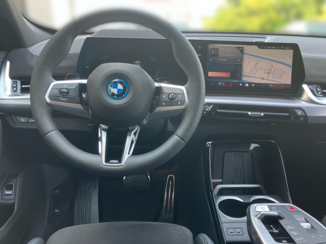 Bild 6: BMW iX1 xDrive30 U11 XE2